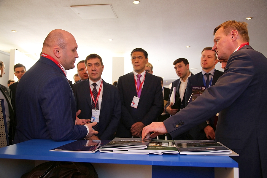 ЗАО «Коминвест-АКМТ» приняло участие в выставке и научно-практической конференции  «Дороги XXI века» в Москве