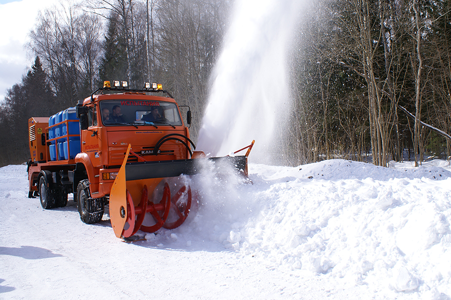 Зимнее и летнее содержание дорог - Фрезерно-роторные снегоочистители